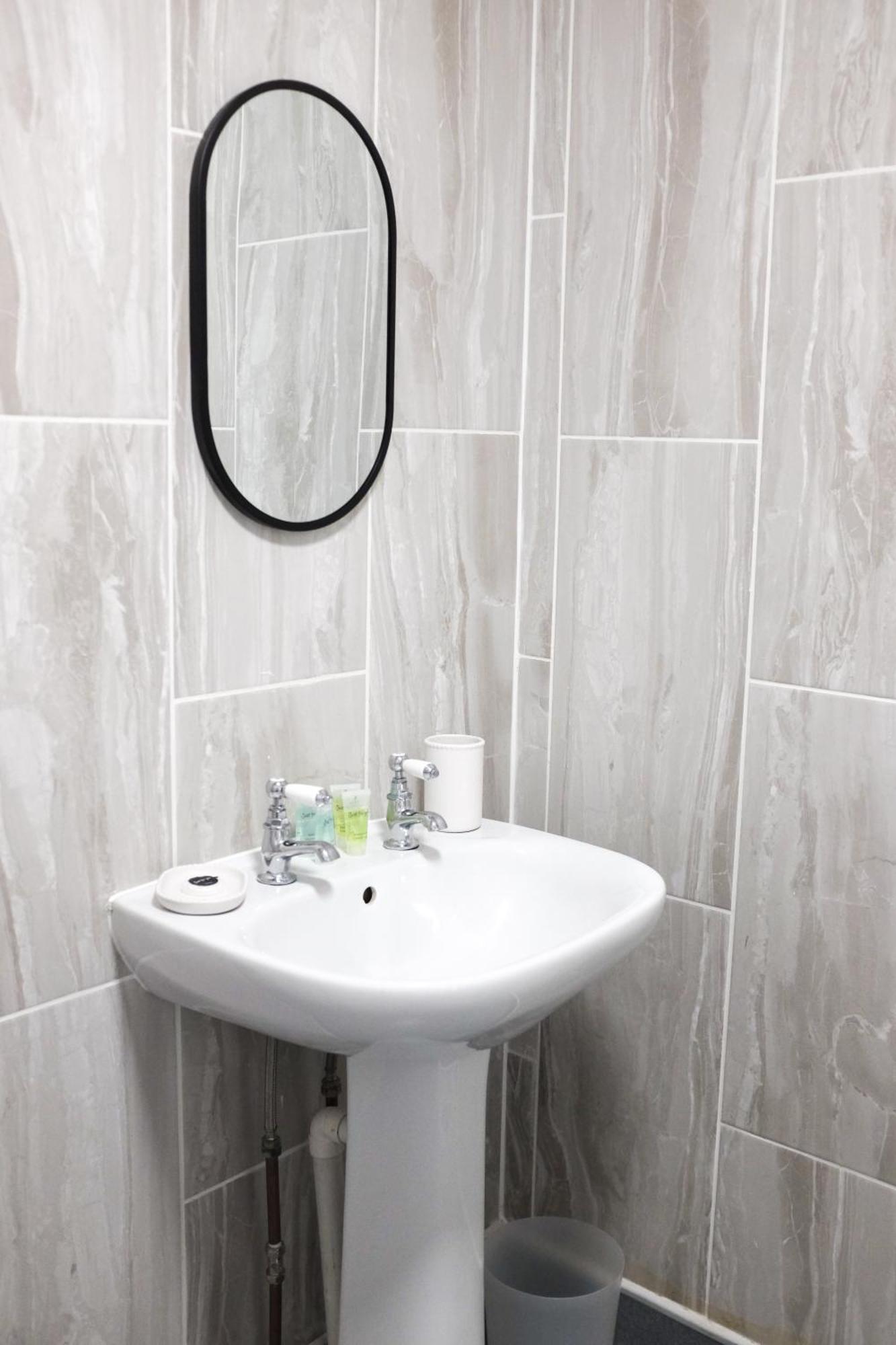 Studio Apartment Portsmouth #5 Экстерьер фото